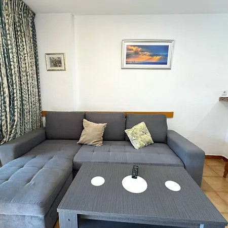 Apartmán Loixmar 9 *